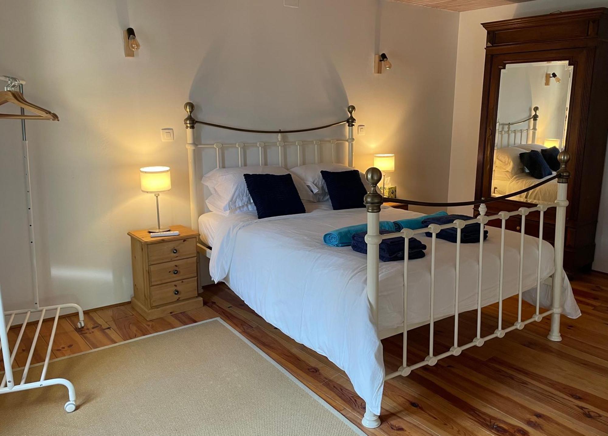 Gites de Verger, stylish self catering cottages in Sos Extérieur photo